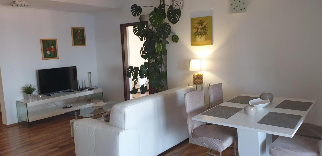 Apartments Sole Sumartin Eksteriør bilde